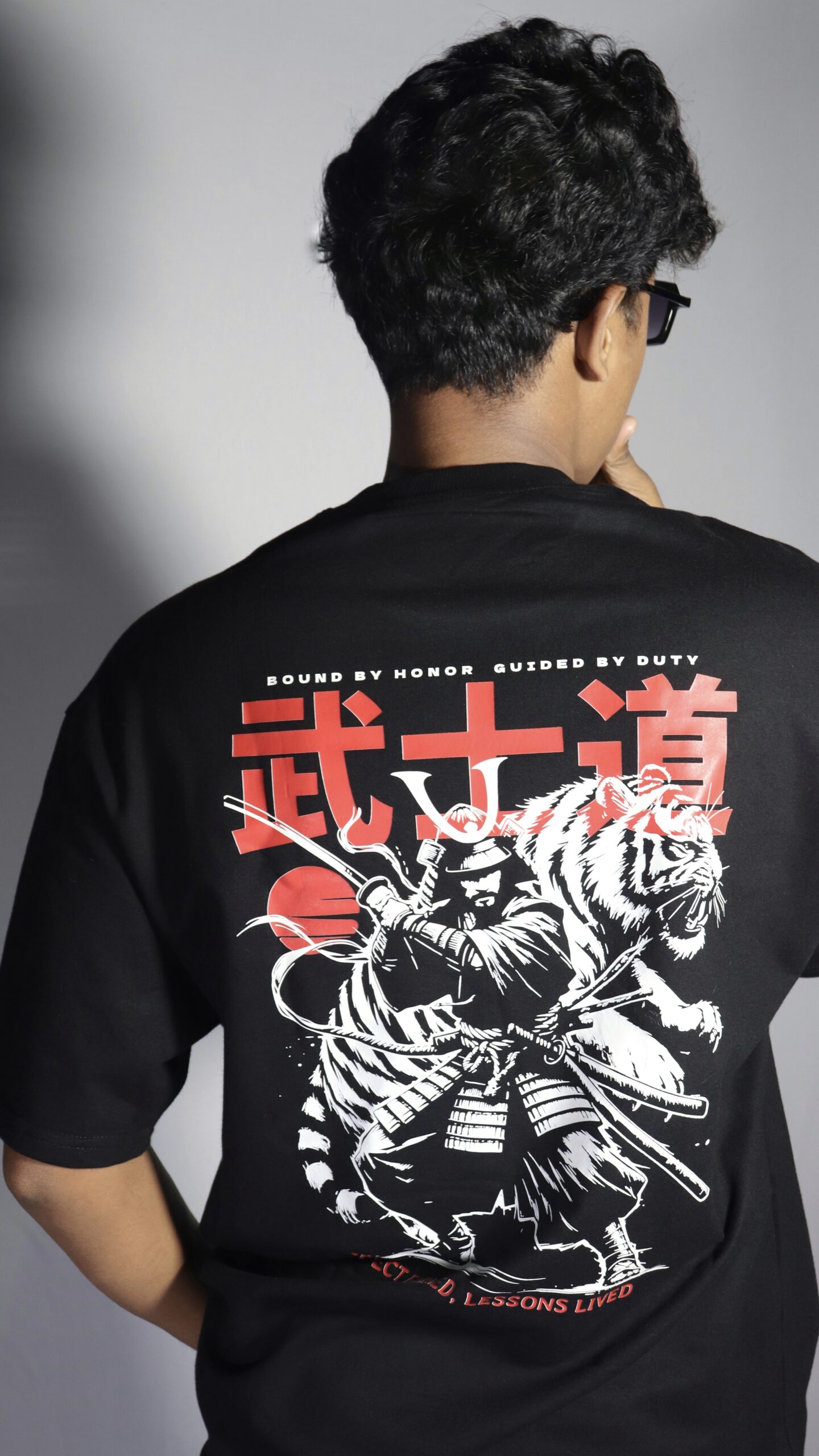 Bound by Honor – Black T-Shirt Where Loyalty Meets Minimalism